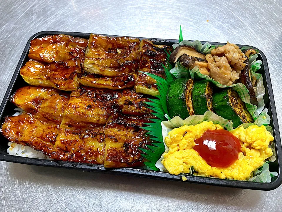 茄子の蒲焼お弁当🍱|Ponoさん