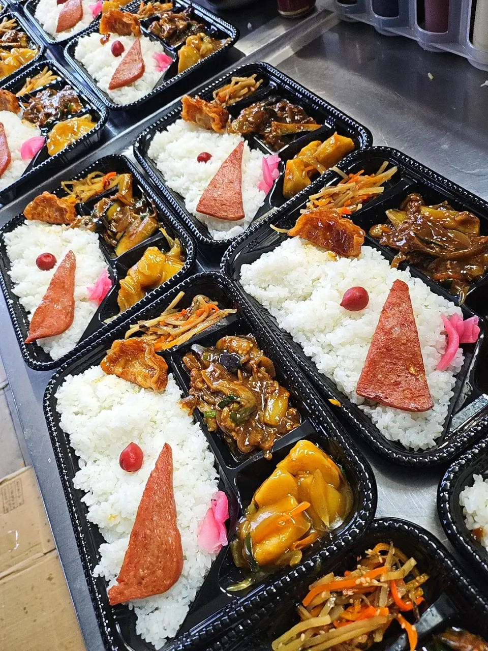 Snapdishの料理写真:麻婆なす弁当|景子さん