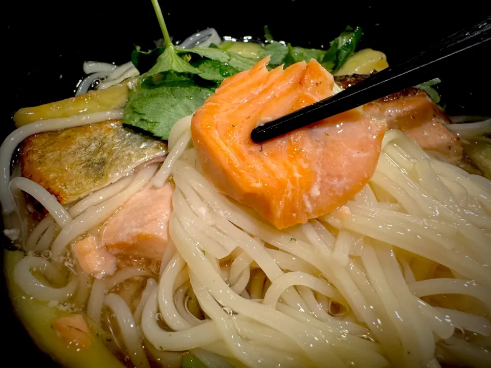 秋鮭粕漬の揚げ茄子本葛あんかけ温めん|半田手延べそうめんの店 阿波や壱兆さん