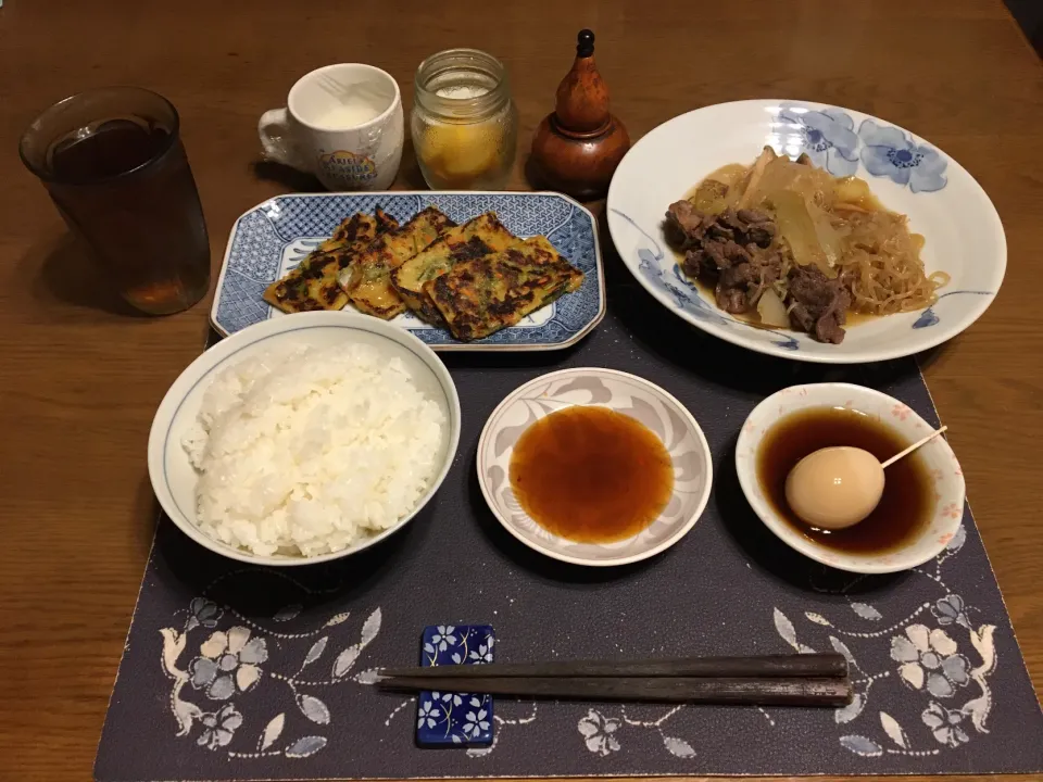 ご飯、牛すき煮、チヂミ、味玉、沢庵、麦茶、牛乳ゼリー(夕飯)|enarinさん