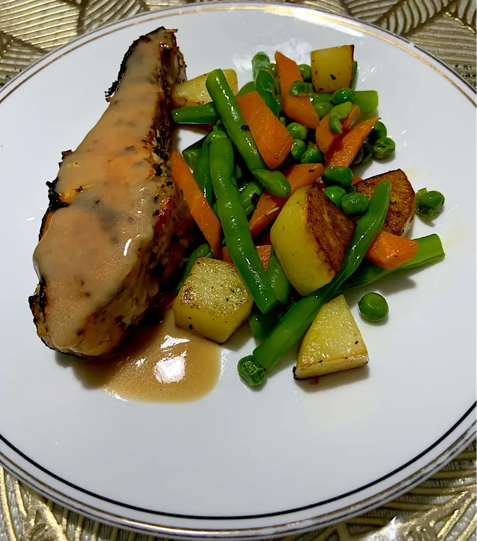 salmon with mix veggies|Ahnneさん