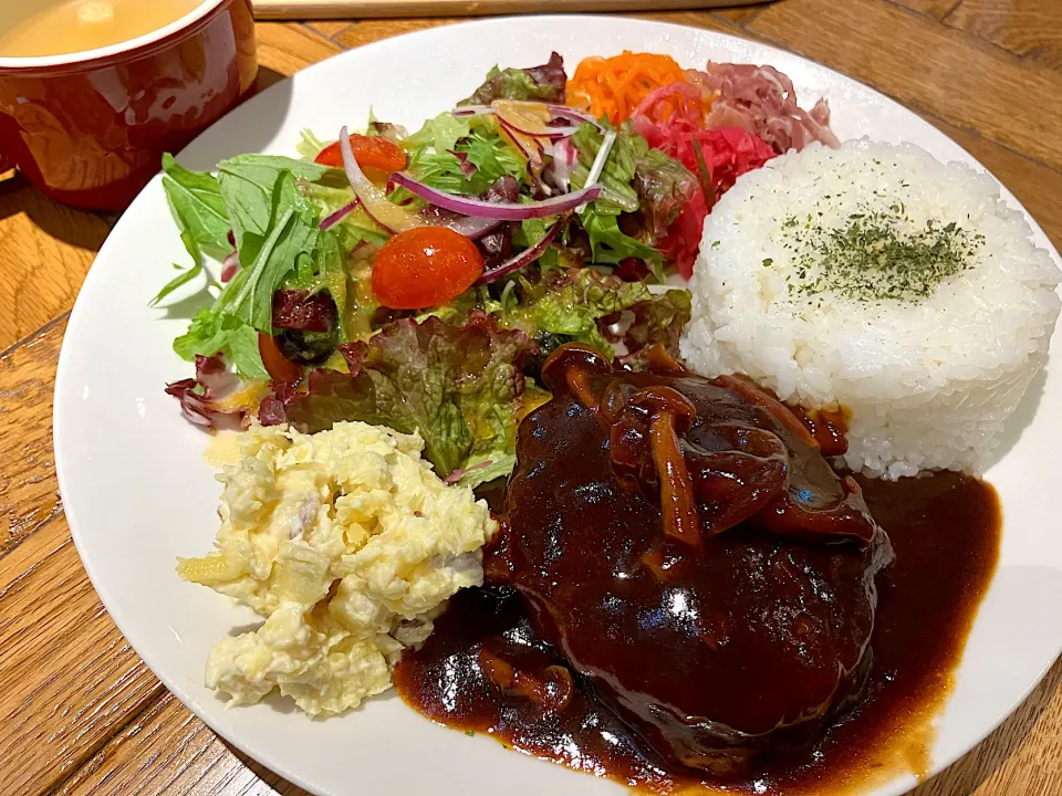 ＊ハンバーグプレート♡キャロットラペが美味しい(๑´ڡ`๑)＊|＊抹茶＊さん