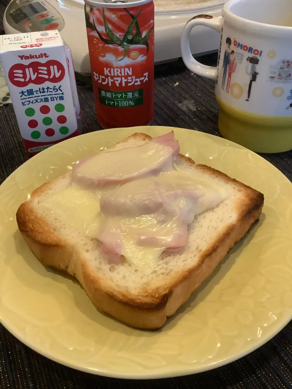 ハムチーズトースト😋|アライさんさん