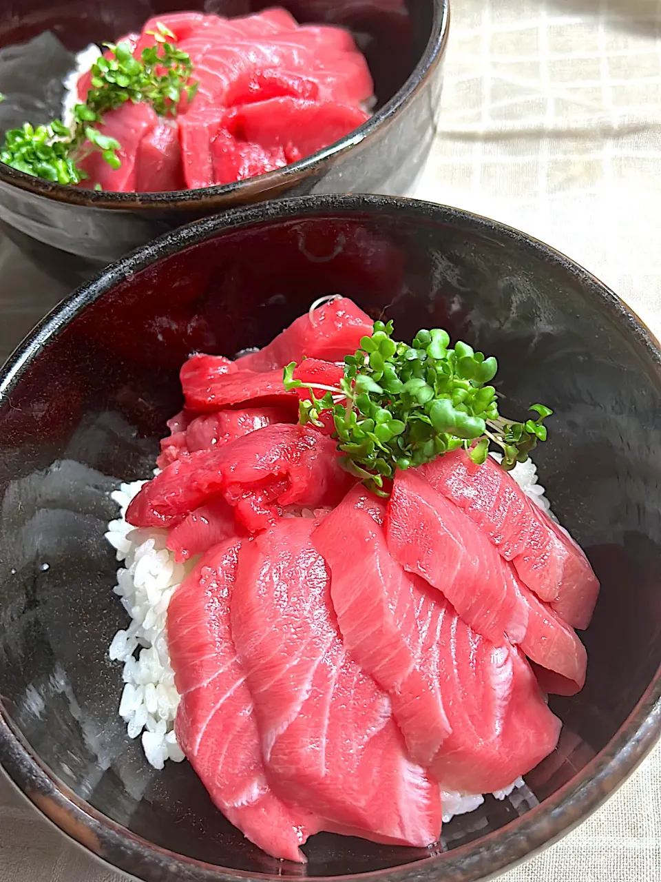 Snapdishの料理写真:マグロ丼|まめすけ⭐︎さん