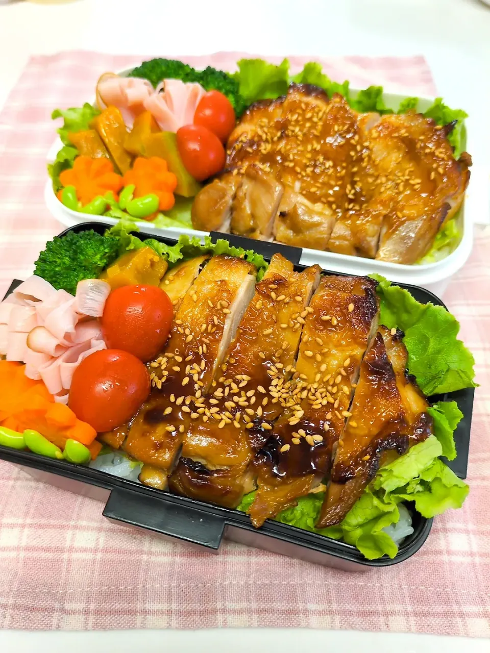 Snapdishの料理写真:照り焼きチキン弁当♥|みちゅあしさん