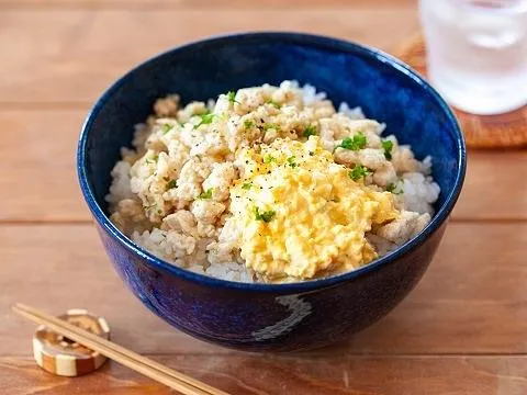 鶏ひき肉で簡単チキン南蛮丼|ヤマサ醤油公式アカウントさん