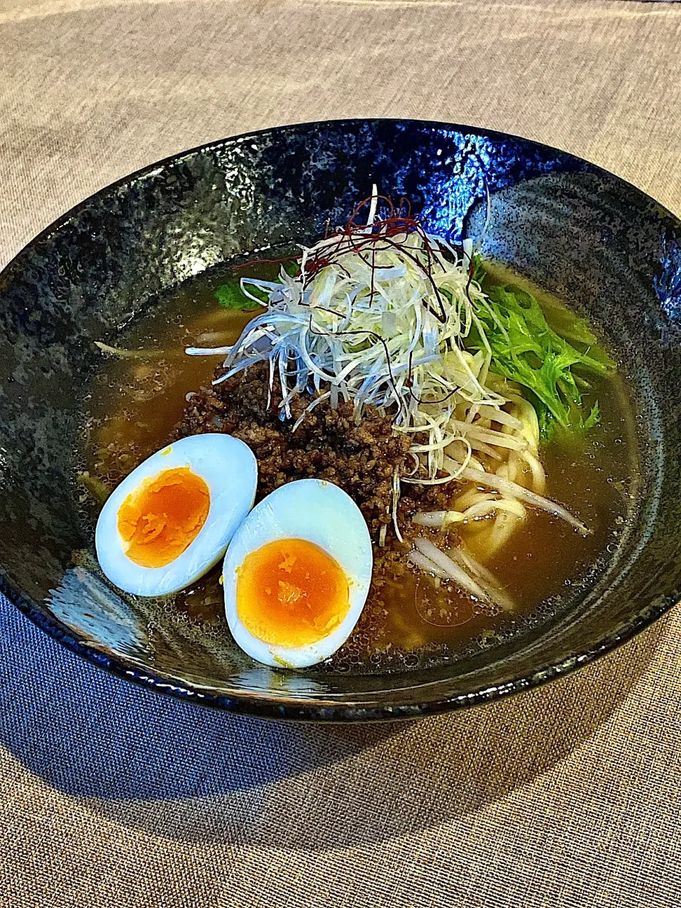 Snapdishの料理写真:豚ひき肉ピリ辛ラーメン🍜|鬼百合さん