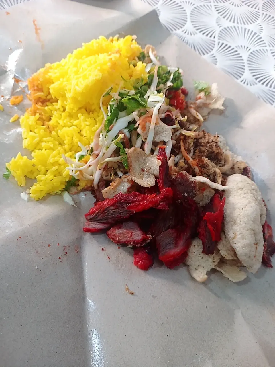 nasi kerabu daging bakar|lynda afandyさん