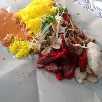 Snapdishの料理写真:nasi kerabu tumis daging bakar|lynda afandyさん