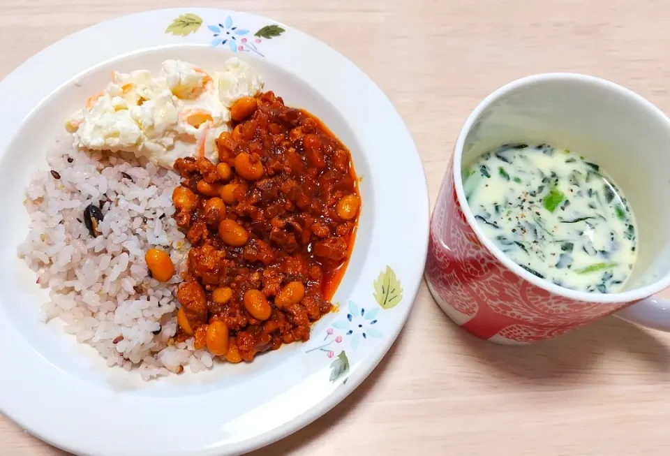 2024 1005　大豆のチリコンカン　ポテトサラダ　ほうれん草のコーンスープ|いもこ。さん