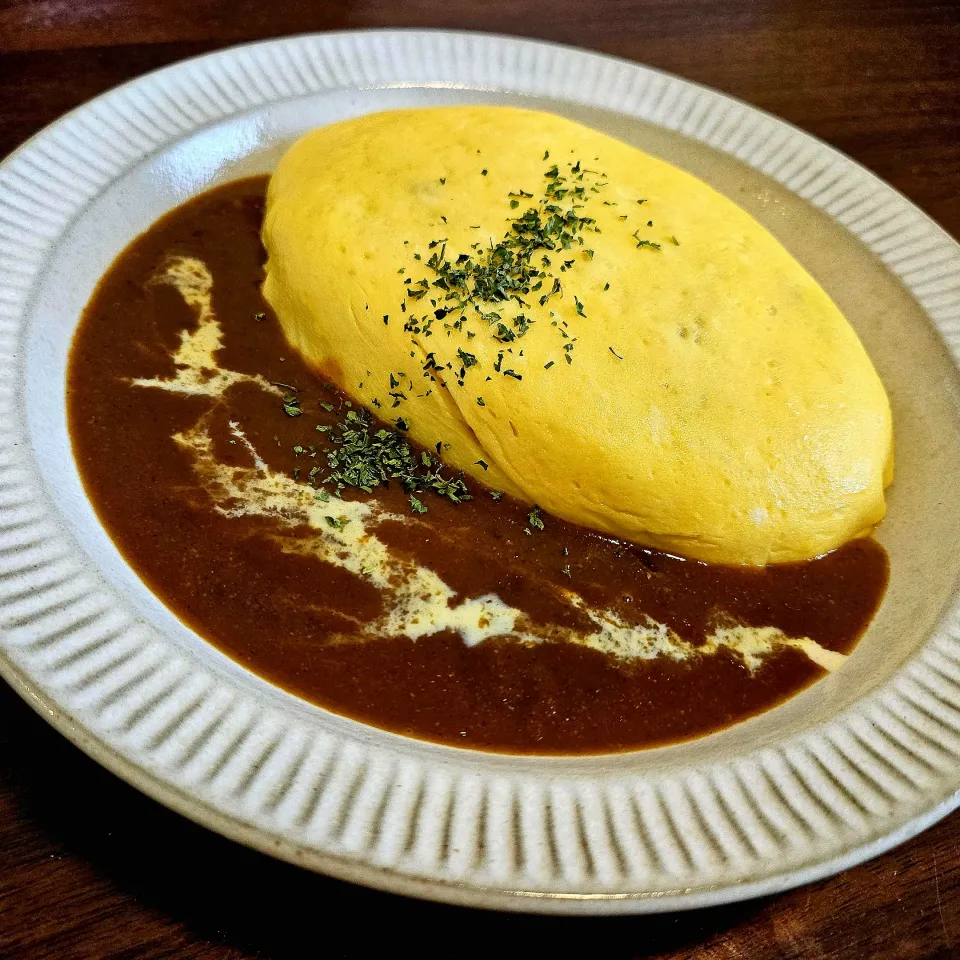 オムカレー|にきじろうさん