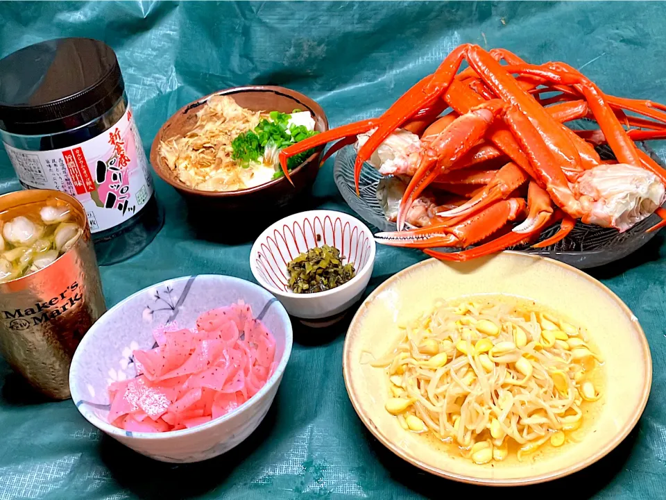 今日の1人作業場晩酌 食べても食べても🦀がやってくる💦|🐈⸒⸒⸒⸒つるのダンス🐈🐾さん