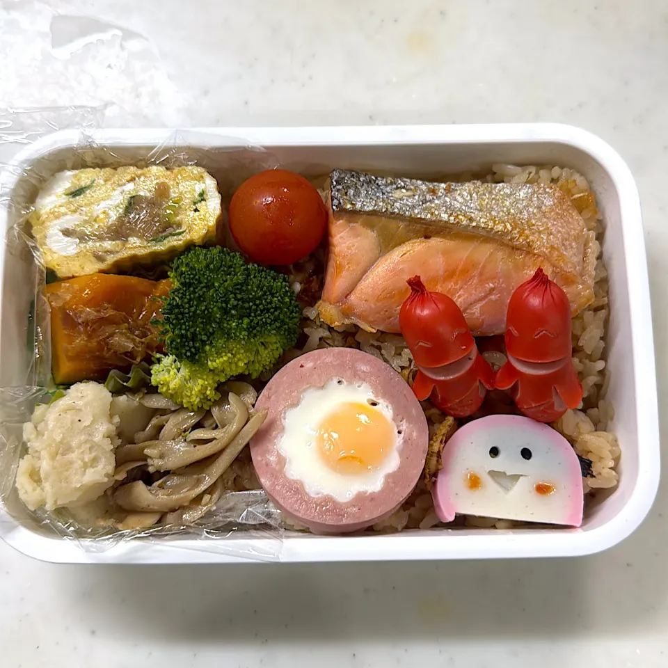 Snapdishの料理写真:2024年10月9日　オレ弁当♪|クッキングおやぢさん