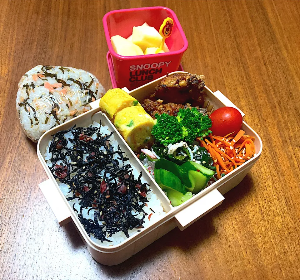 Snapdishの料理写真:10月9日お弁当＆朝練おにぎり|Meimamaさん