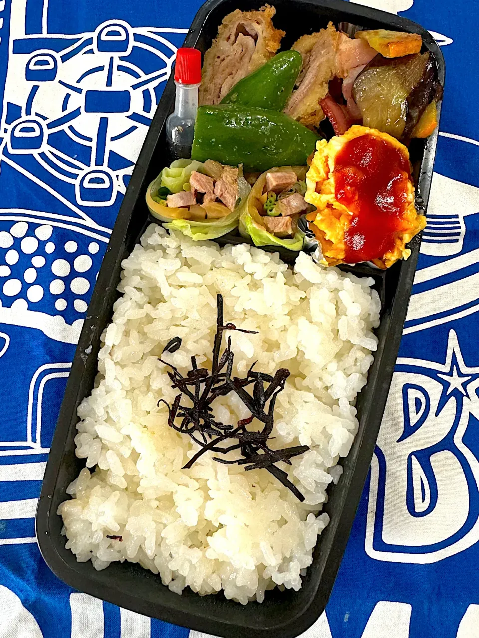 Snapdishの料理写真:10月9日 予定外のお弁当🍱(笑)|sakuramochiさん