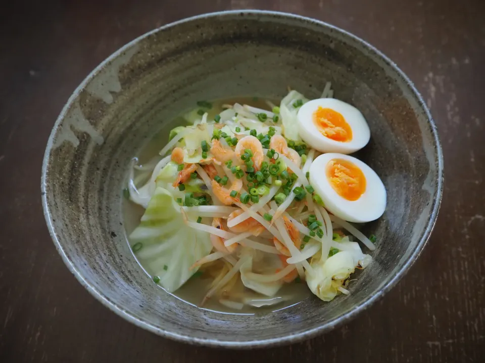 桜海老とグリーンボールの塩ラーメン|seiko_funfoodさん