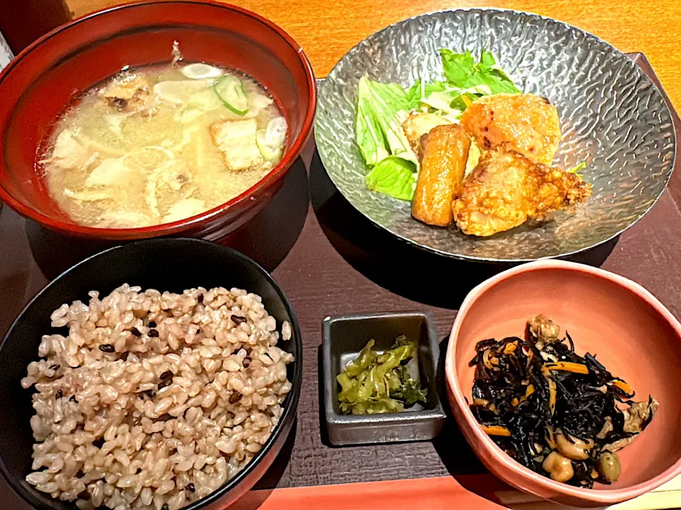 麹蔵　週替わり定食さつま揚げ|あべたかひろさん