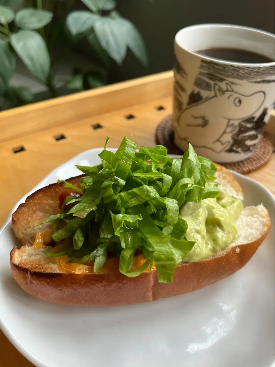 余ったタコミートとワカモレでタコドッグ🌮🌭|アッコちゃん✨さん