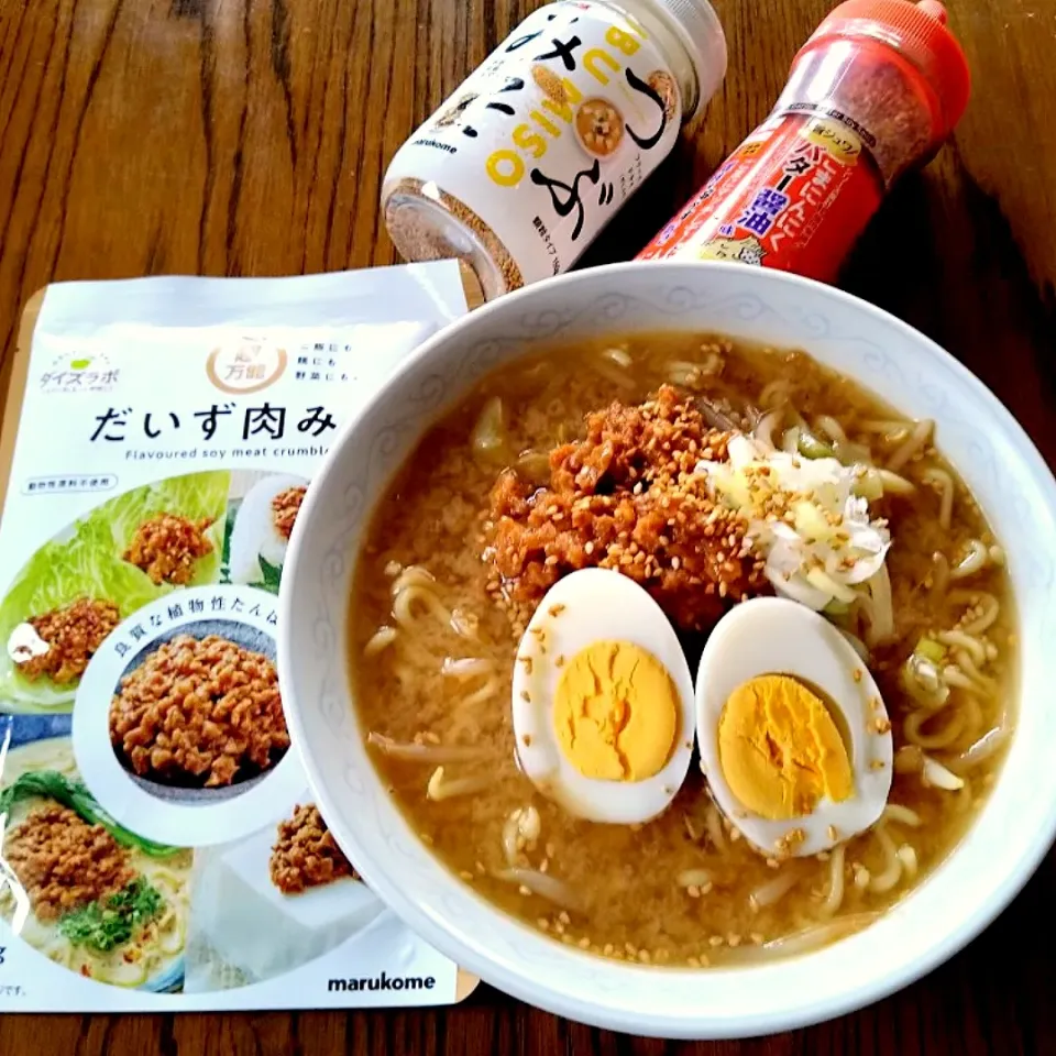 Snapdishの料理写真:超万能だいず肉みそ味噌ラーメン|ソコツモノさん