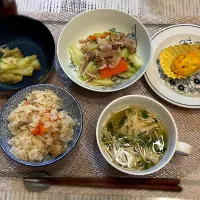 Snapdishの料理写真:炊き込みご飯　焼き豚しゃぶ　焼き茄子　きのこ味噌汁　うさぎのスィートポテト|blue_bird07さん