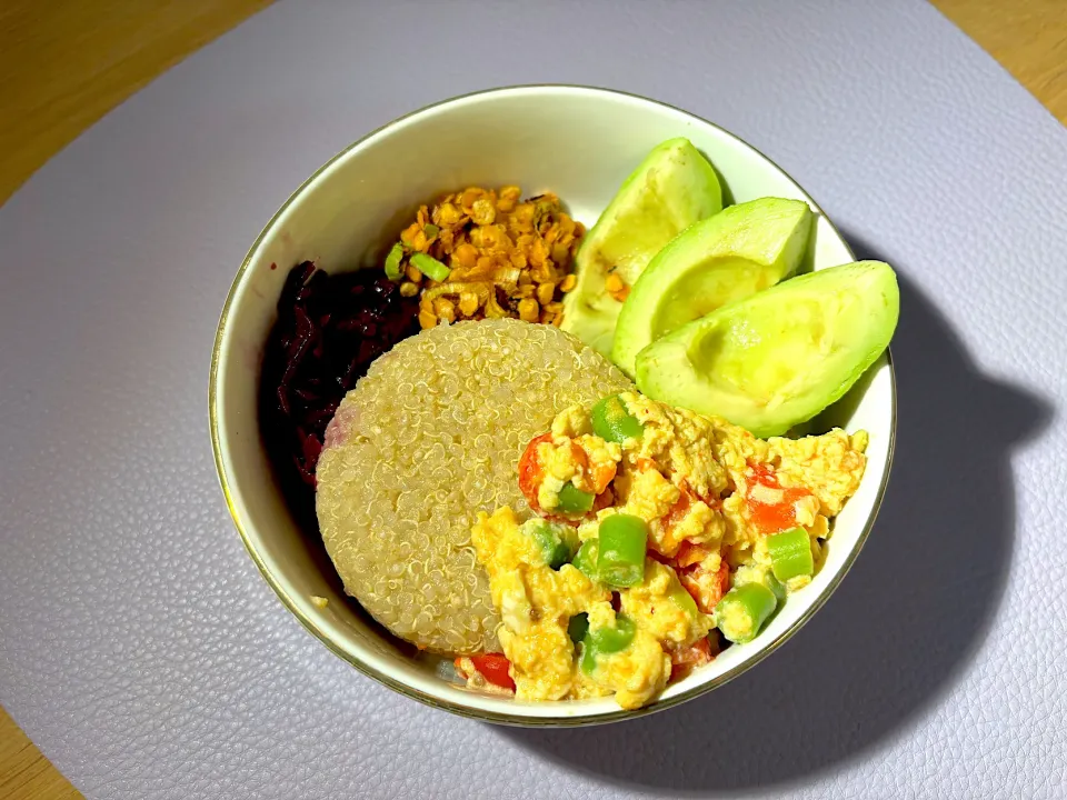 Snapdishの料理写真:Chinese egg stir fry with tomato and peas|Cook with Mahoさん