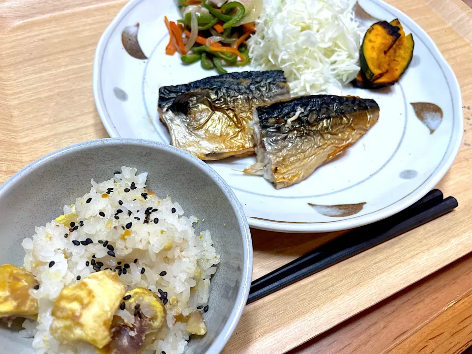 栗ご飯＆焼き鯖定食。|しろやぎさんさん