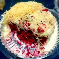 Snapdishの料理写真:velvet cheese ice cream cake|DarrlyingAdamAbdMalekさん