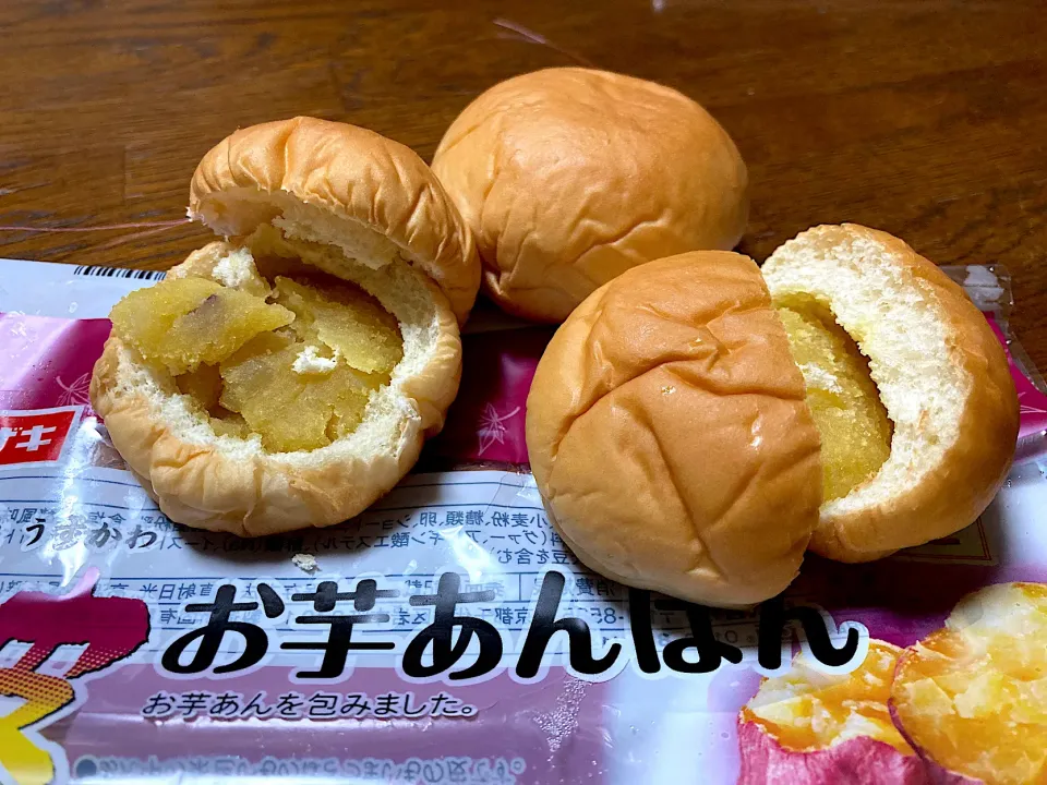 Snapdishの料理写真:お芋あんぱん|はっちぃさん