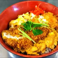 Snapdishの料理写真:ほんじつのまかない・カツ丼|のもさん(๑´ڡ`๑)さん