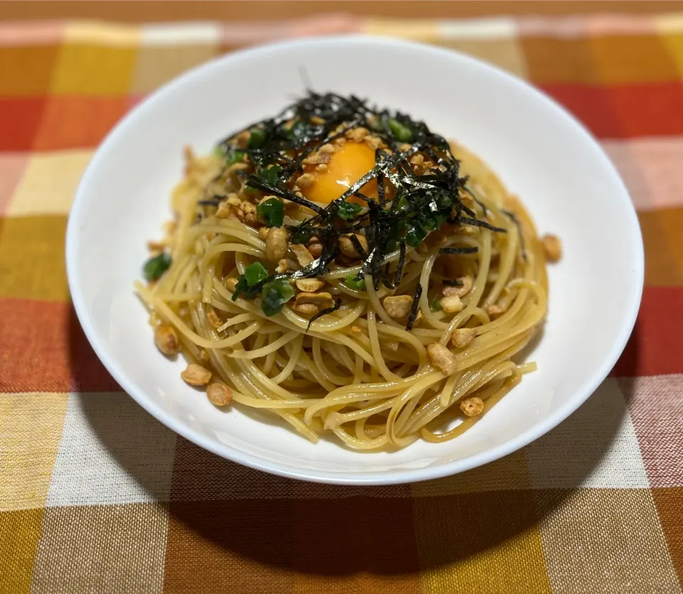 ドライ納豆のバター醤油パスタ|takeさん