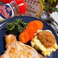 Snapdishの料理写真:アメリカ南部料理、ポークチョップ＆マッシュポテト🇺🇸|🌺🌺Foodie🌺🌺さん