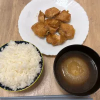 Snapdishの料理写真:鶏胸焼いた|いおさん