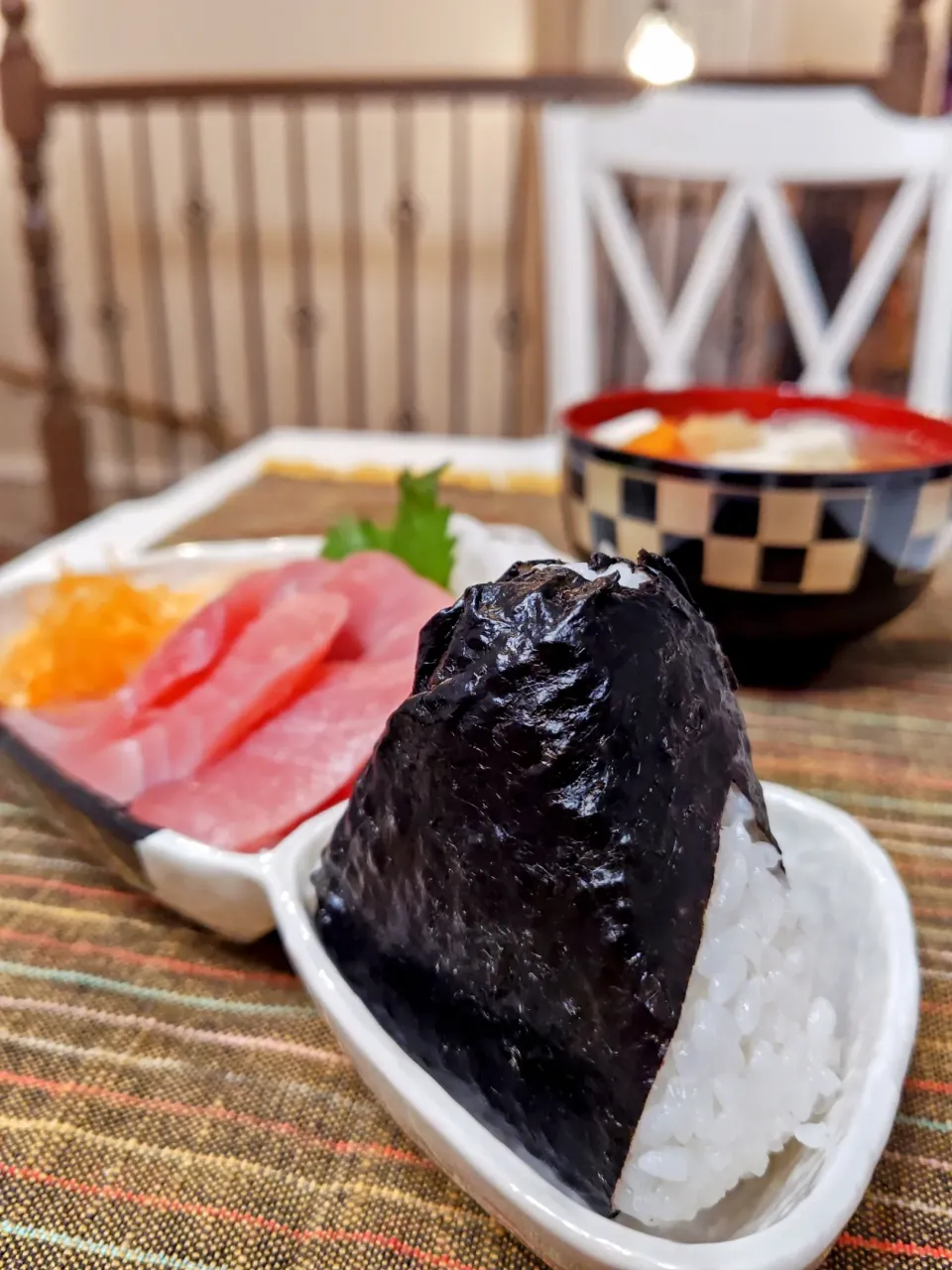 【塩むすびとお味噌汁】|梨々香さん