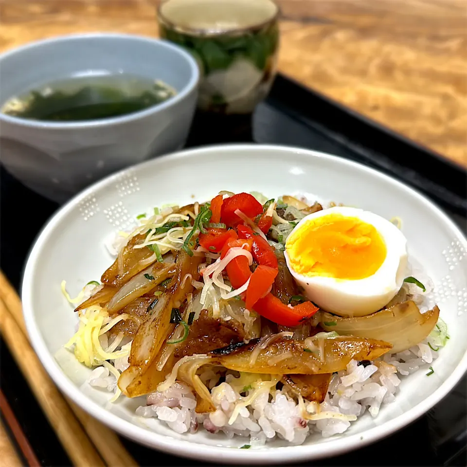 弁当と一緒に作って駆け込み〜お急ぎメニュー玉ねぎ丼|くまちゃんさん