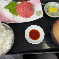 Snapdishの料理写真:まぐろランチ|takashiwagaさん