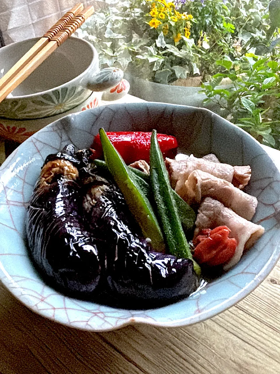 古尾谷りかこさんの料理 豚こまと小松菜の梅煮 ~🍆茄子version|とんちんさん