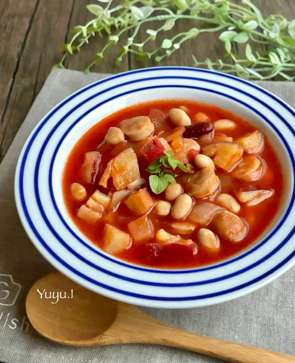 豆とさつまいものトマトスープ|ゆーこどんさん