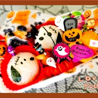 Snapdishの料理写真:高校生娘へのお弁当💕                       Halloween🎃snoopy(・¨●)|mamacoさん