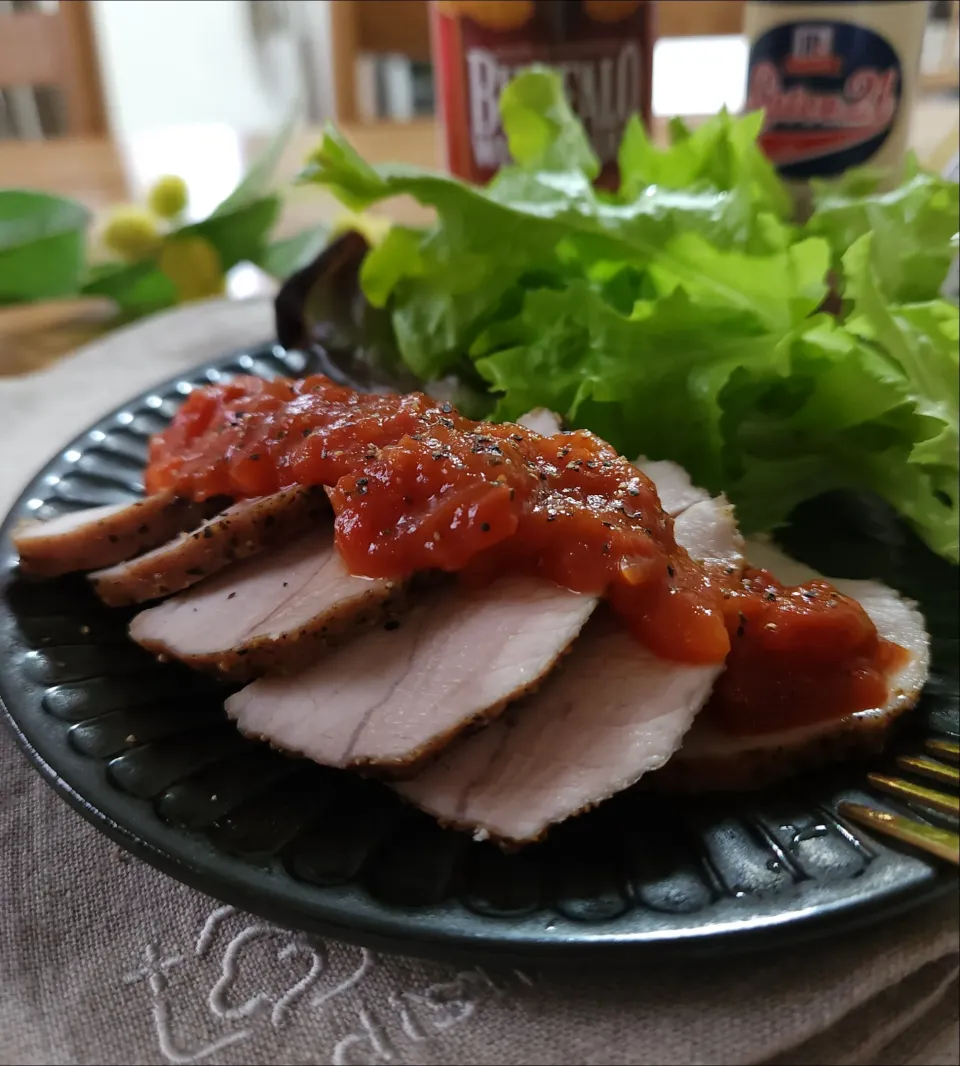 世界の食卓探検隊🌏ローストポーク❗トマトソース🍅バッファローホッター入り|ナオミさん