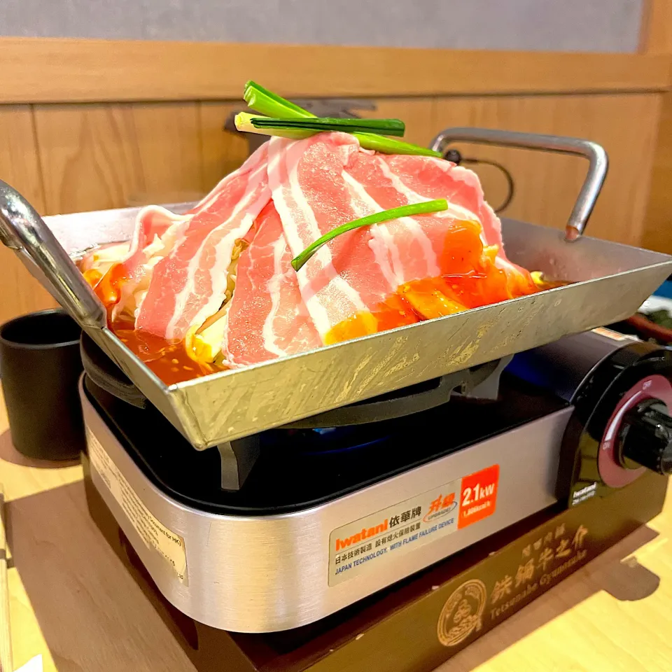 Garlic bbq pork hot pot|skyblueさん