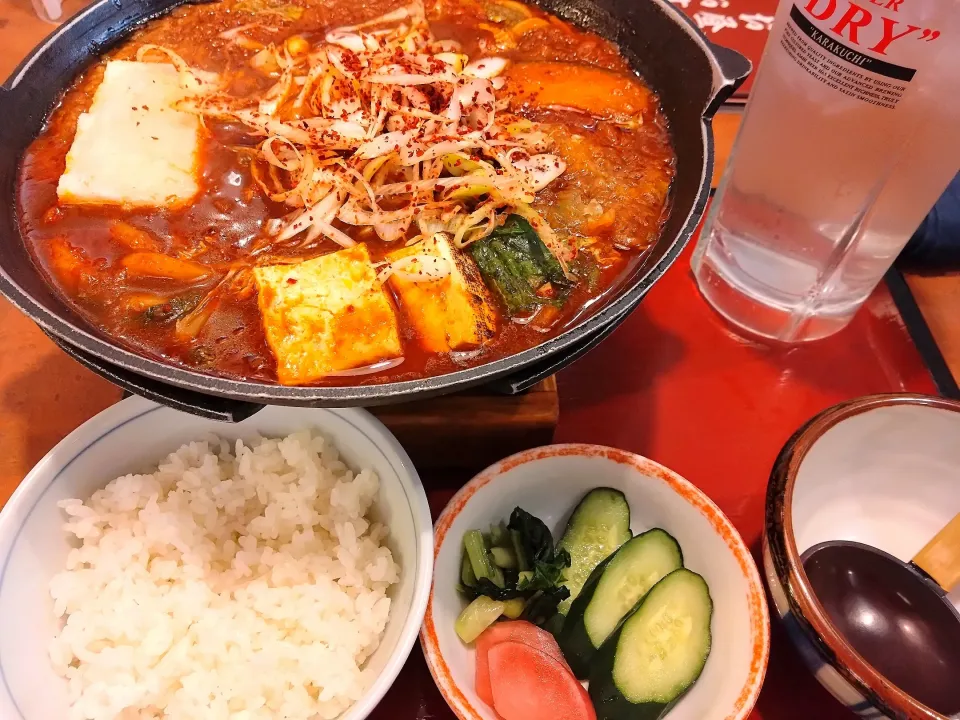 激辛味噌煮込みうどん|秀美«シュウビ»さん