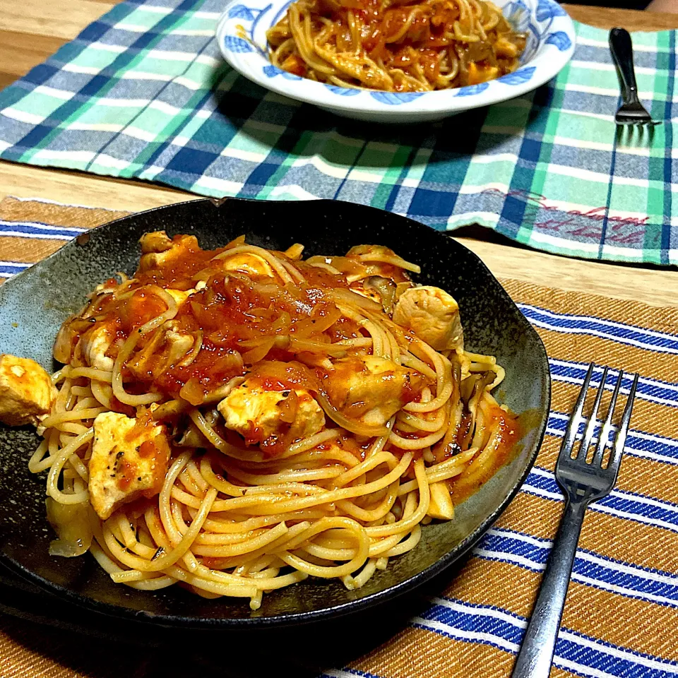 舞茸とチキンのトマトパスタ|renharuruさん