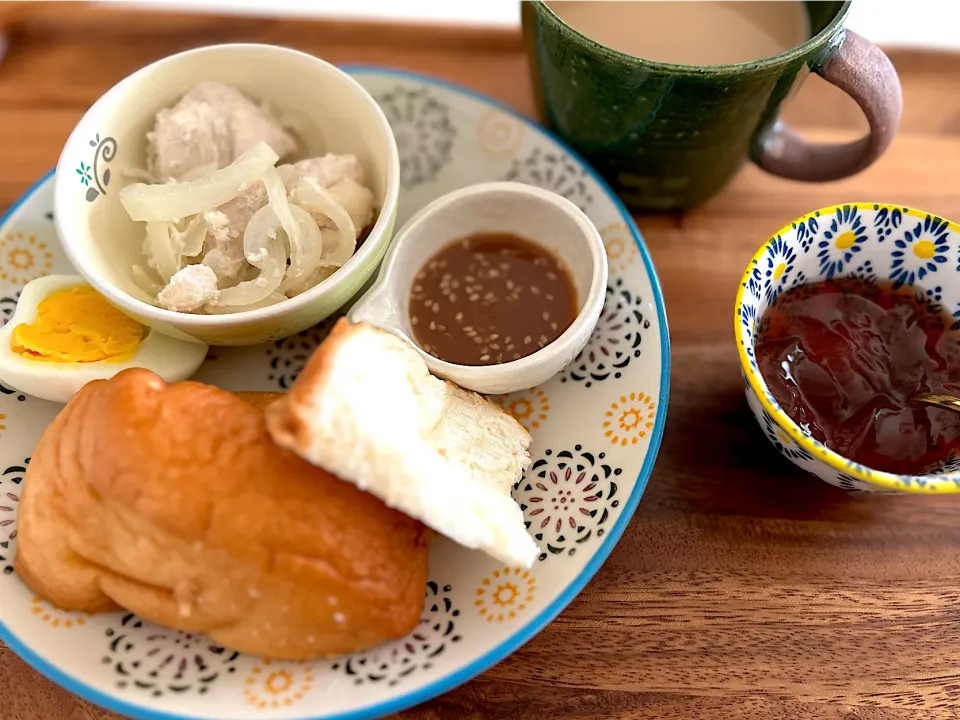 蒸籠で簡単朝ごはん🍞|sara✩.*˚さん