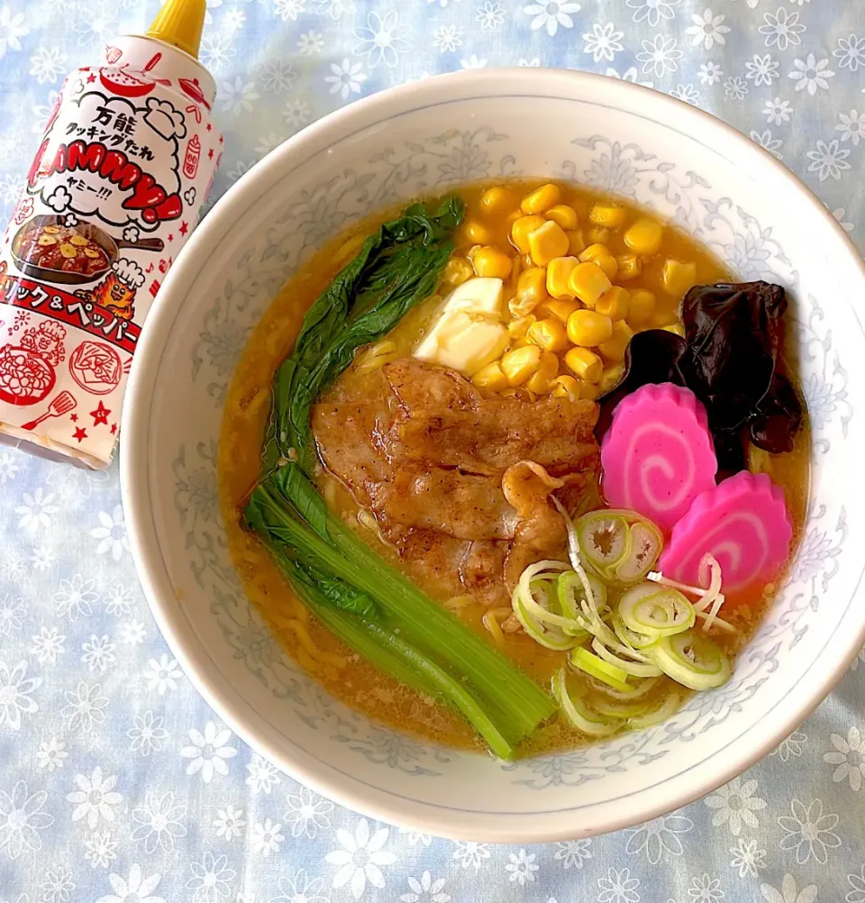 札幌とんこつ味噌ラーメン|akkiyさん