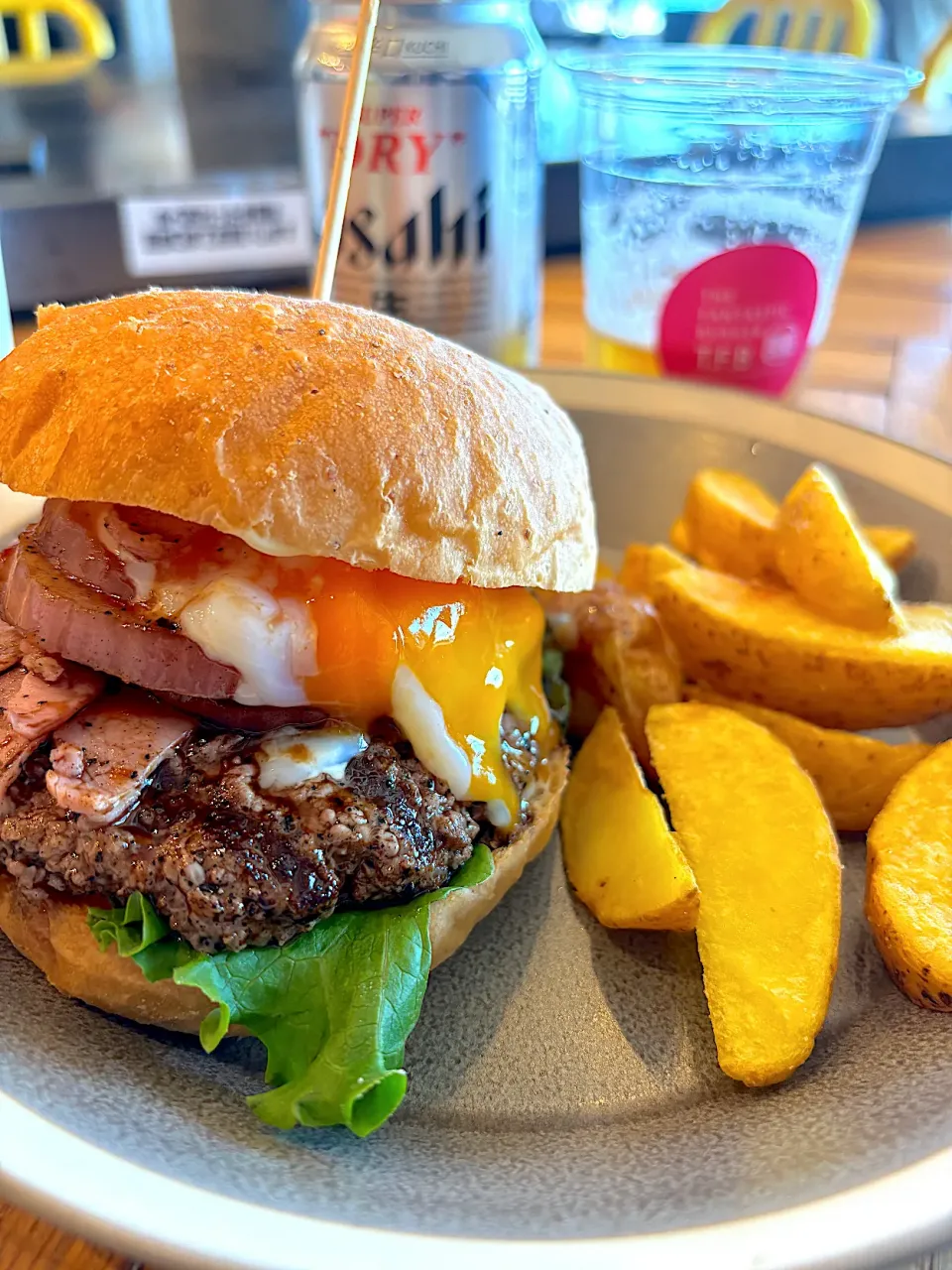 Snapdishの料理写真:テリヤキ温玉バーガー🍔|saturnさん