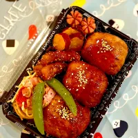 修学旅行の時のお弁当！だいたいイベントは肉巻きにしてや！て言われます笑|かな🐷さん