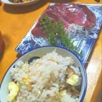 Snapdishの料理写真:栗ご飯とお刺身|かずにゃんさん