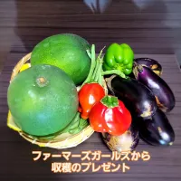 Snapdishの料理写真:先日もらった新鮮野菜💛|みるくここあさん