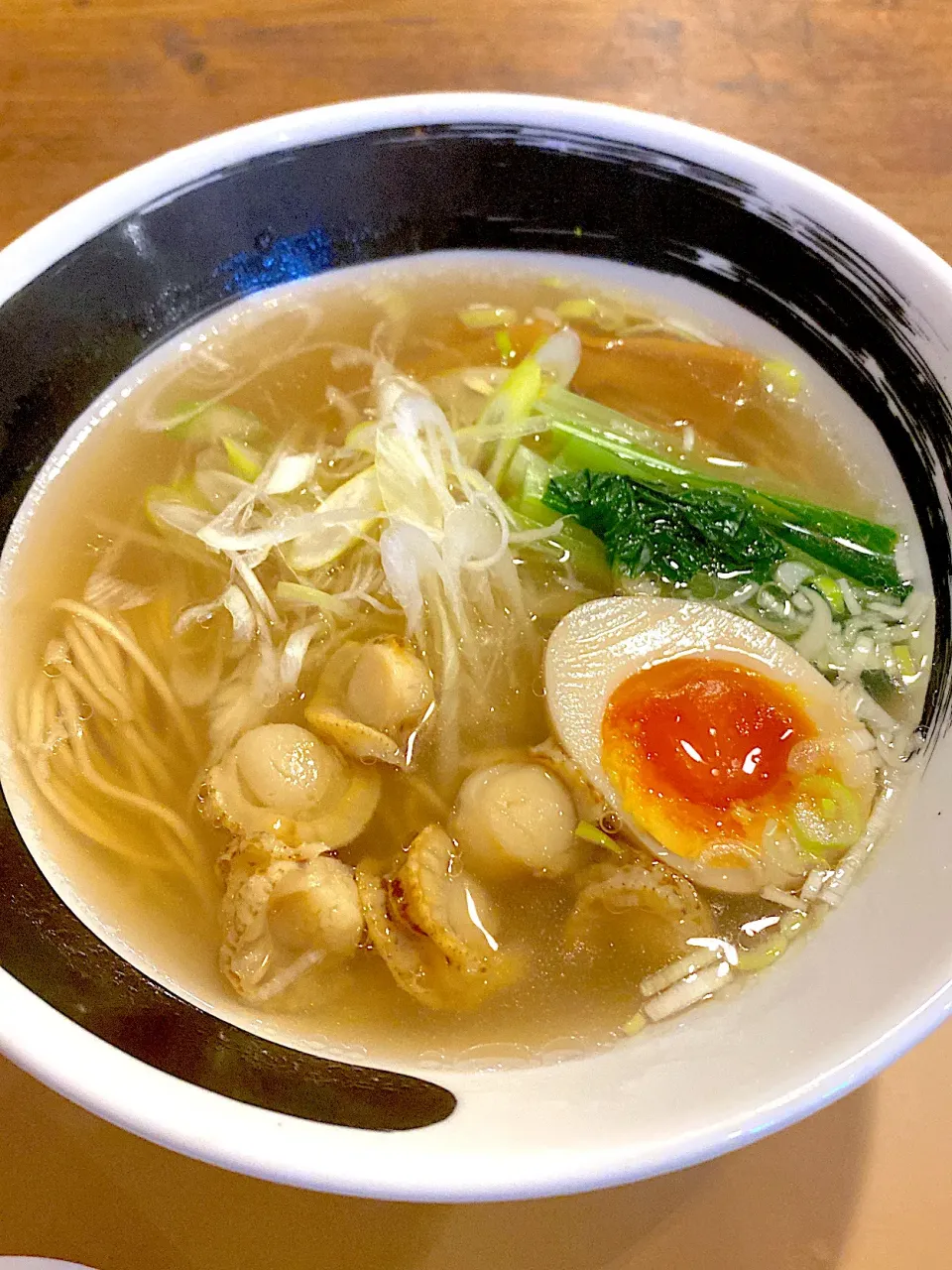 貝出し塩ラーメン|りりあんさん