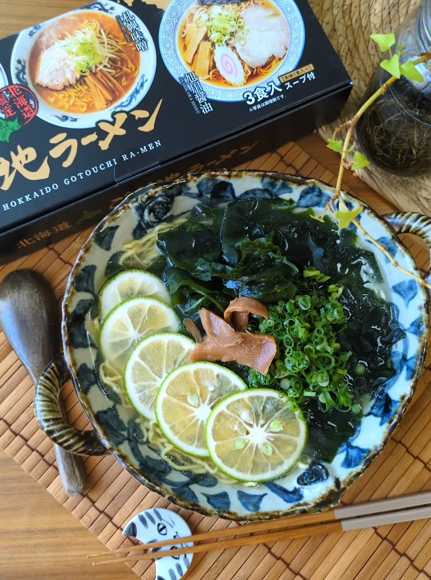 Snapdishの料理写真:かぼす塩ﾗｰﾒﾝ|まりおさん